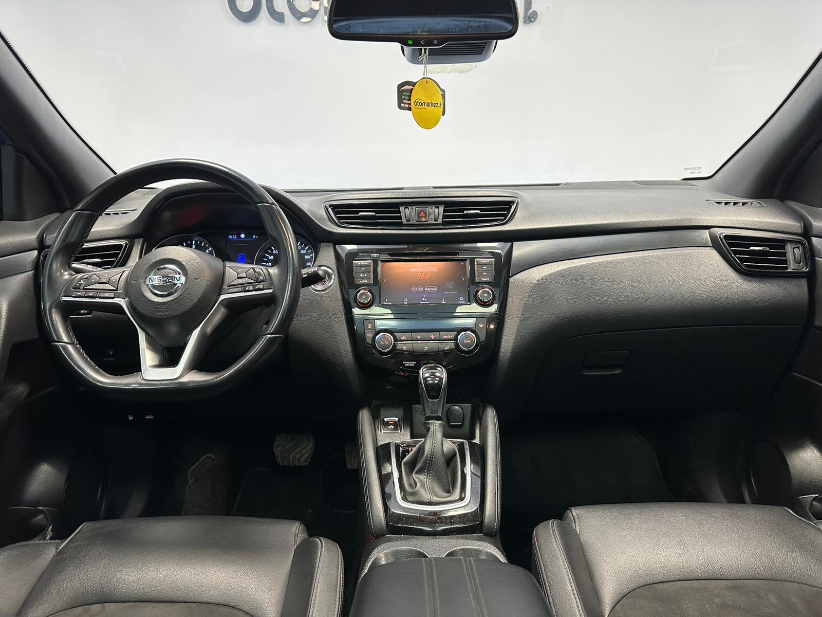 NISSAN QASHQAI 9